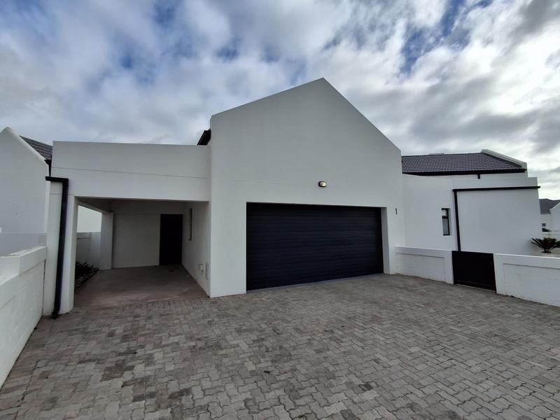 3 Bedroom Property for Sale in Britannia Bay Western Cape